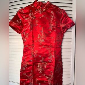 New Cheongsam Red Dress with Embroidery